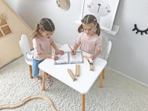 çocuk odası masa